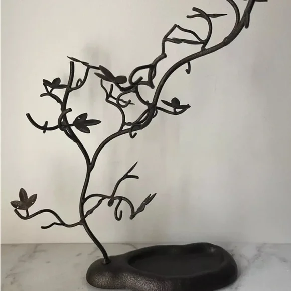 Jewelry stand Elegant Bronze Tree Sculpture - Picture 4 of 10